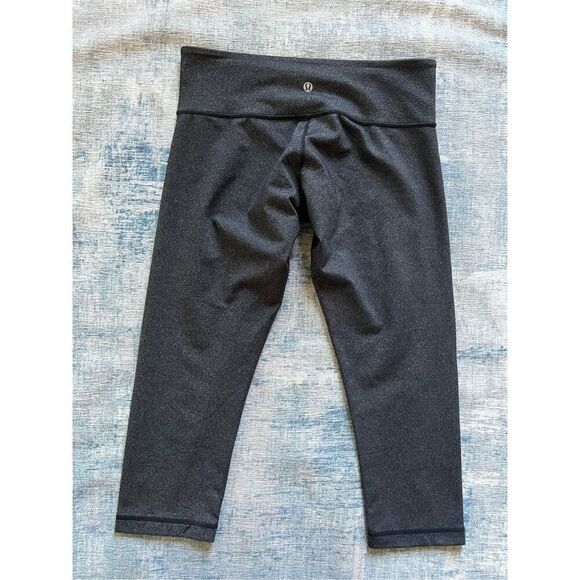 Lululemon Dark Heathered Charcoal Gray Align Cropped Leggings Size 8 - Picture 2 of 7